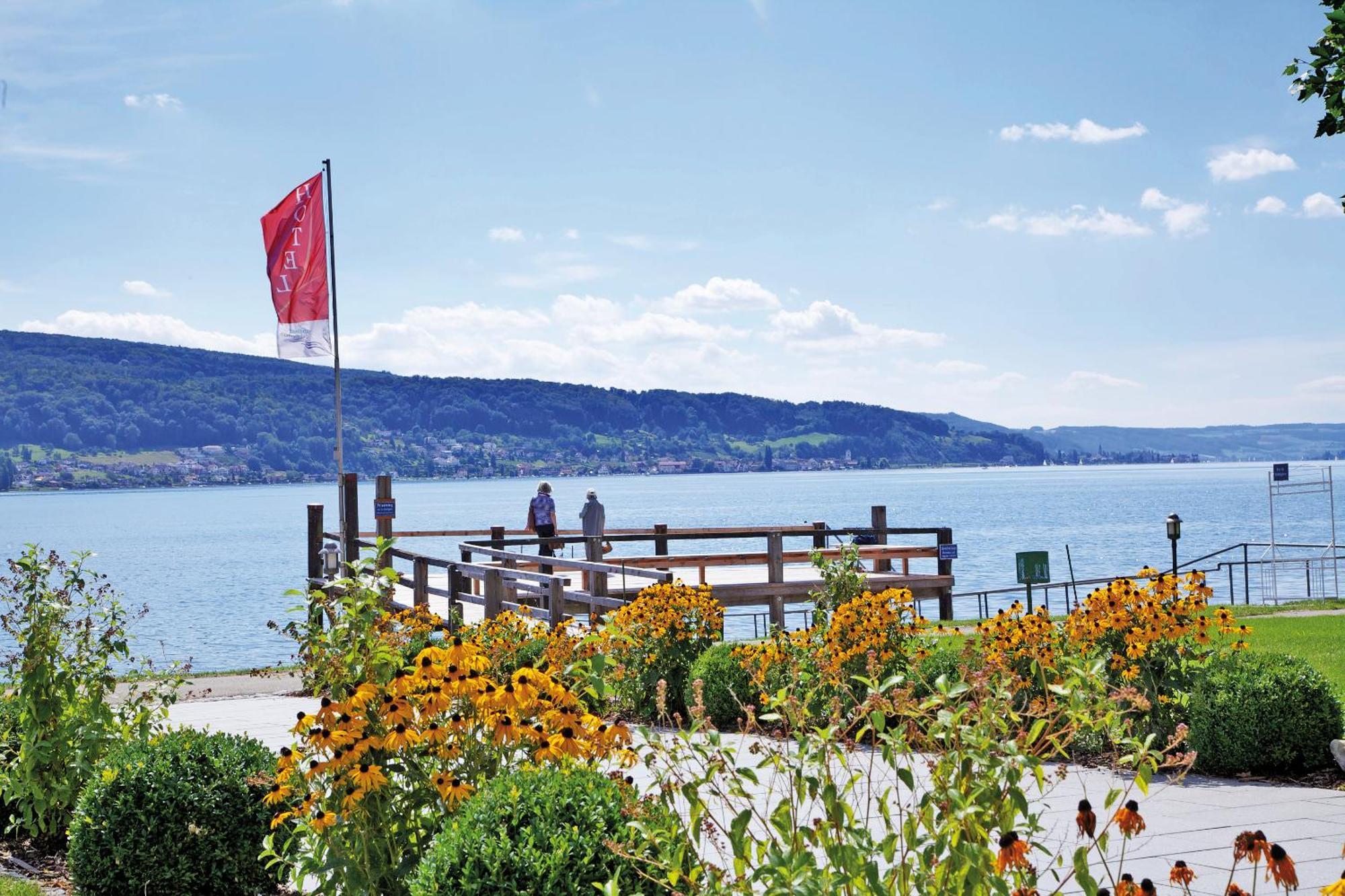 Strandhotel Loechnerhaus Reichenau Exteriör bild