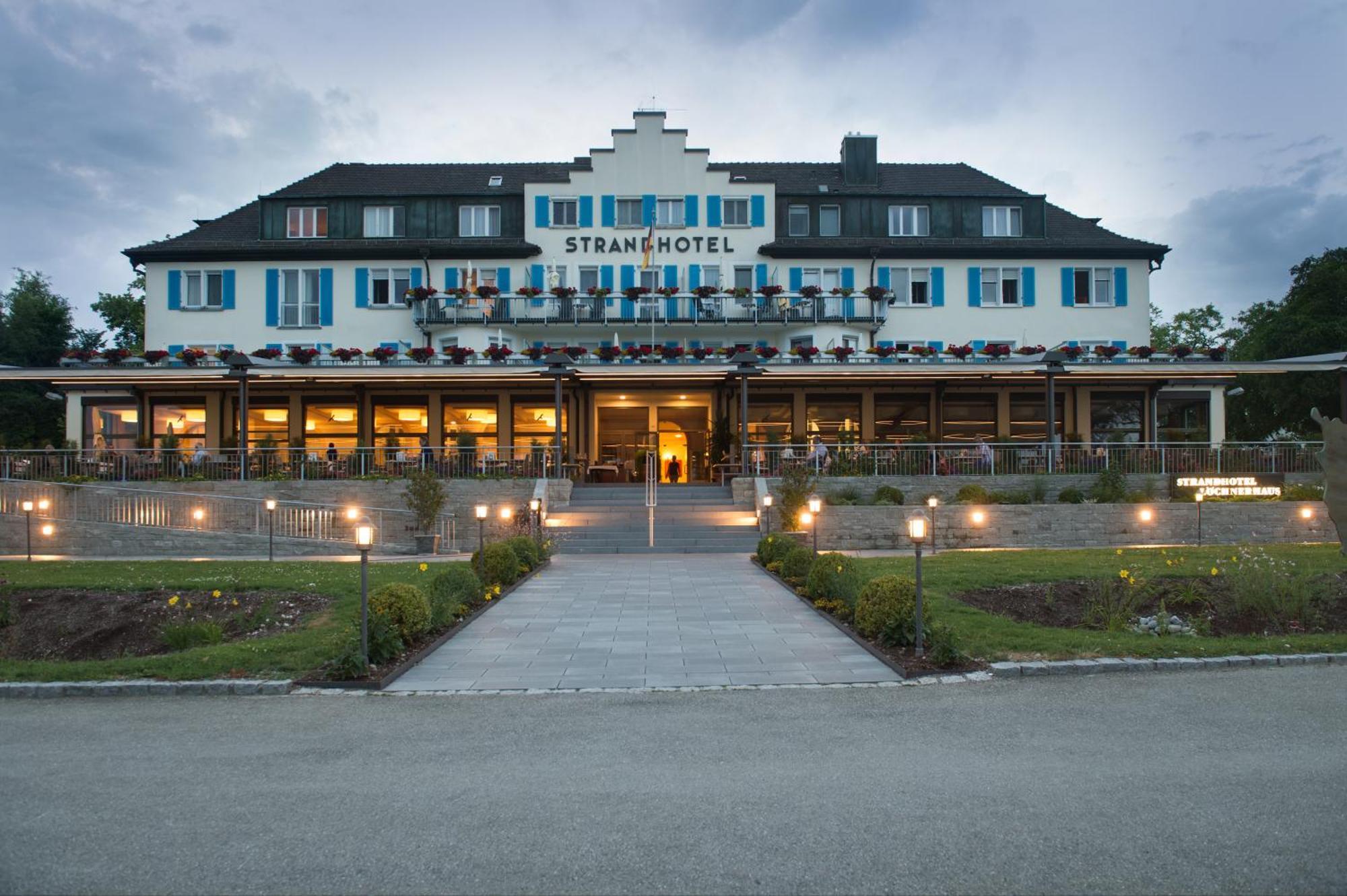 Strandhotel Loechnerhaus Reichenau Exteriör bild