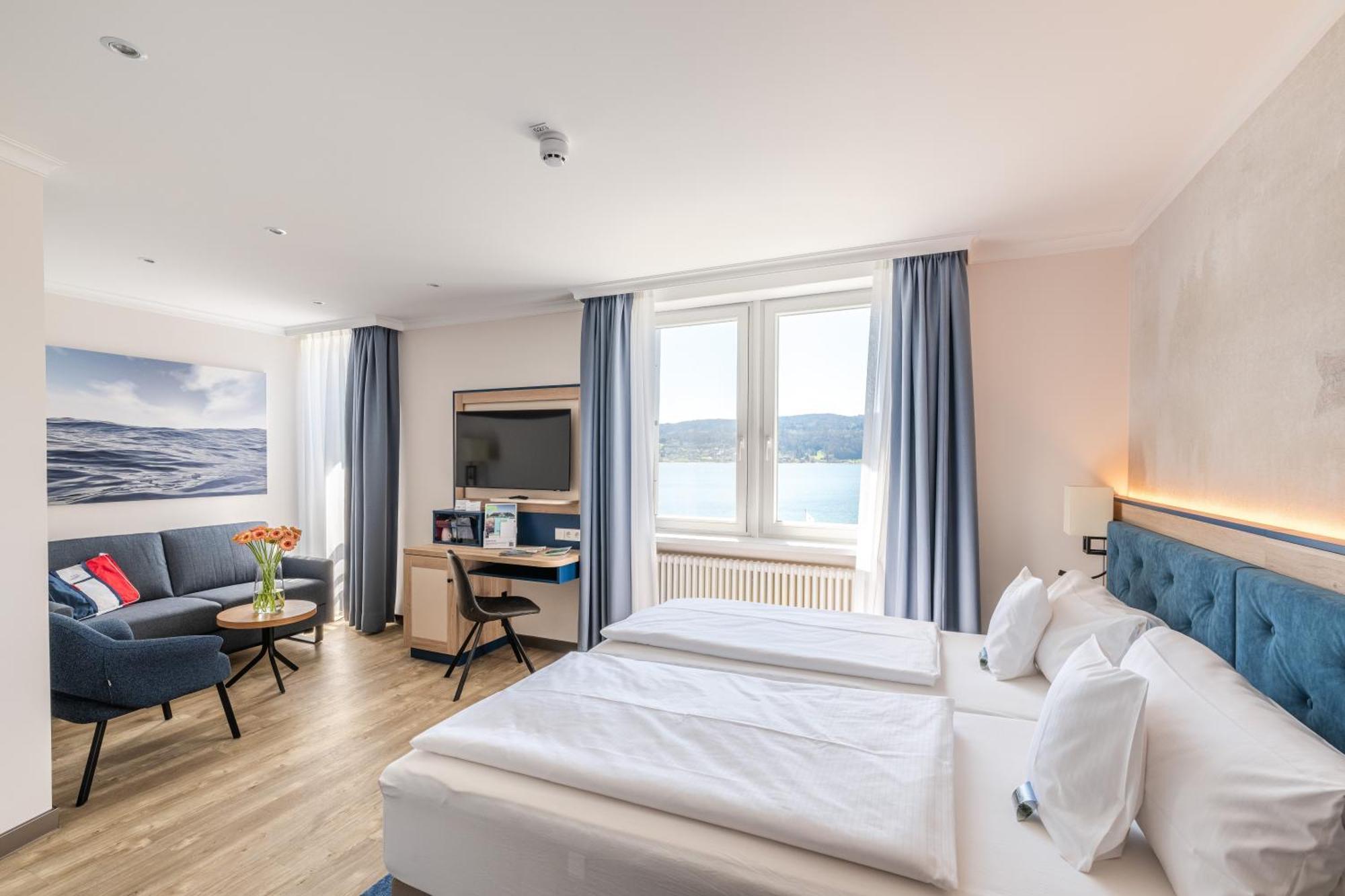 Strandhotel Loechnerhaus Reichenau Exteriör bild