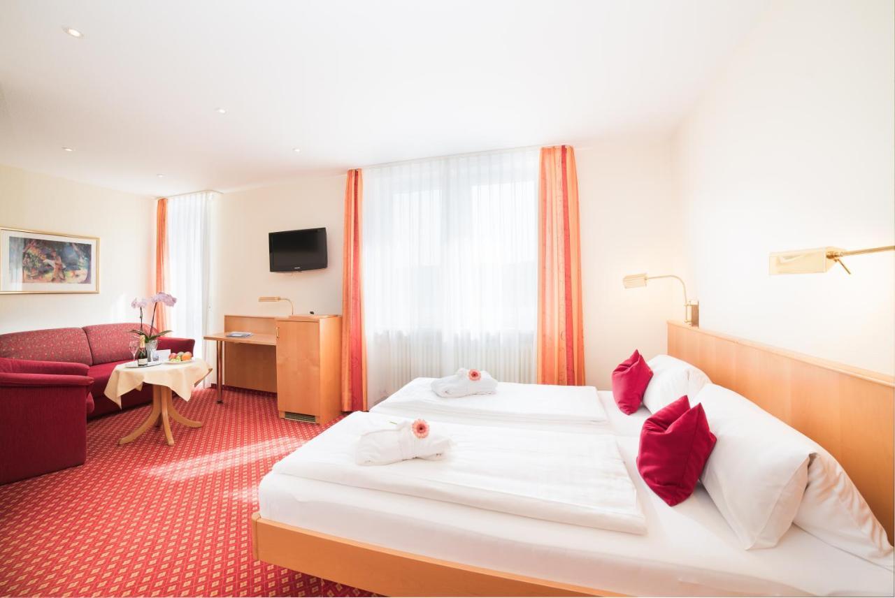 Strandhotel Loechnerhaus Reichenau Exteriör bild