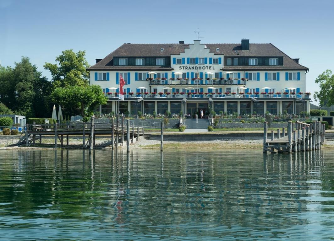 Strandhotel Loechnerhaus Reichenau Exteriör bild
